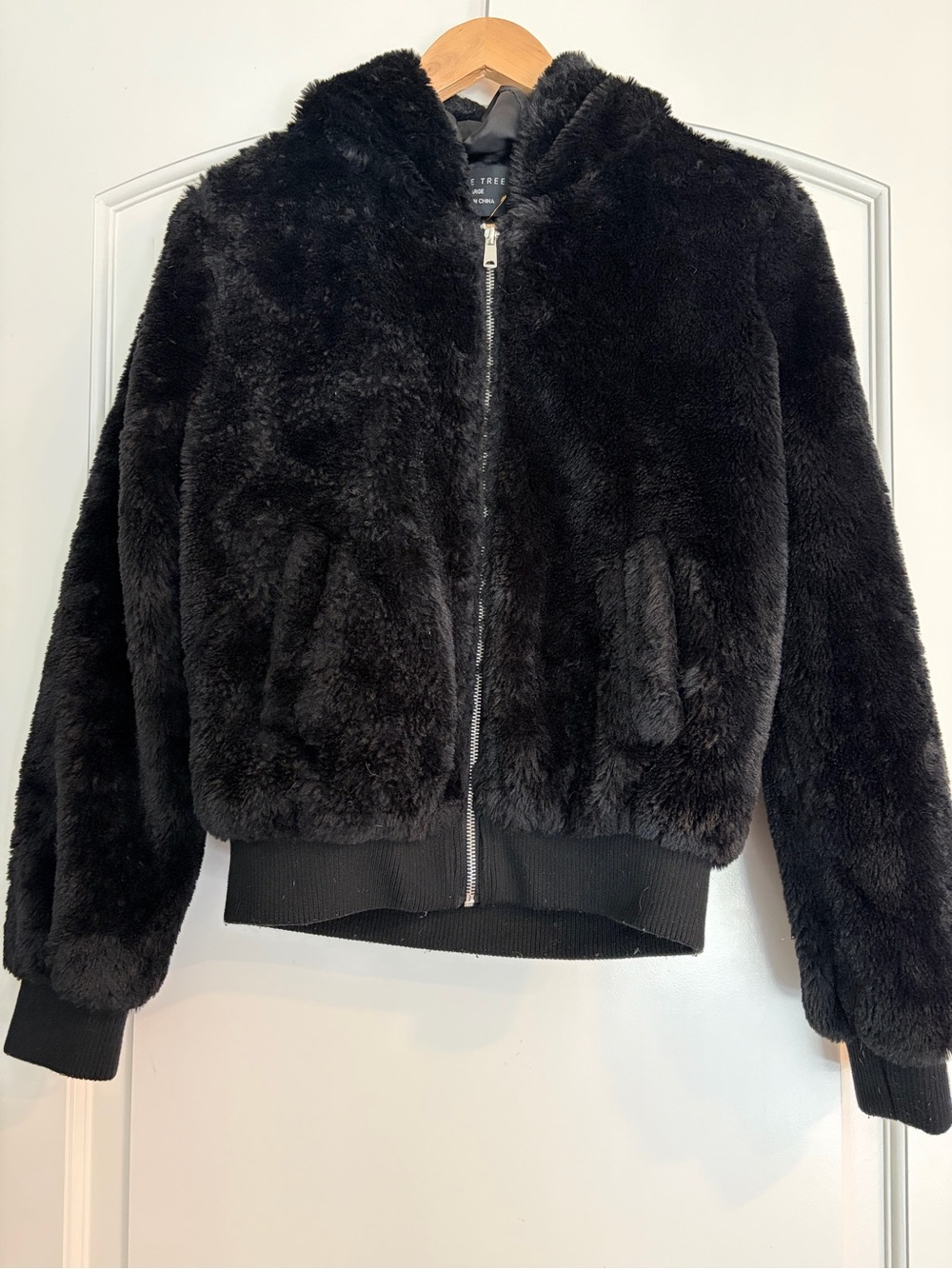 Love Tree Black Faux Fur Cropped Bomber Jacket Glam Fairy Grunge Large